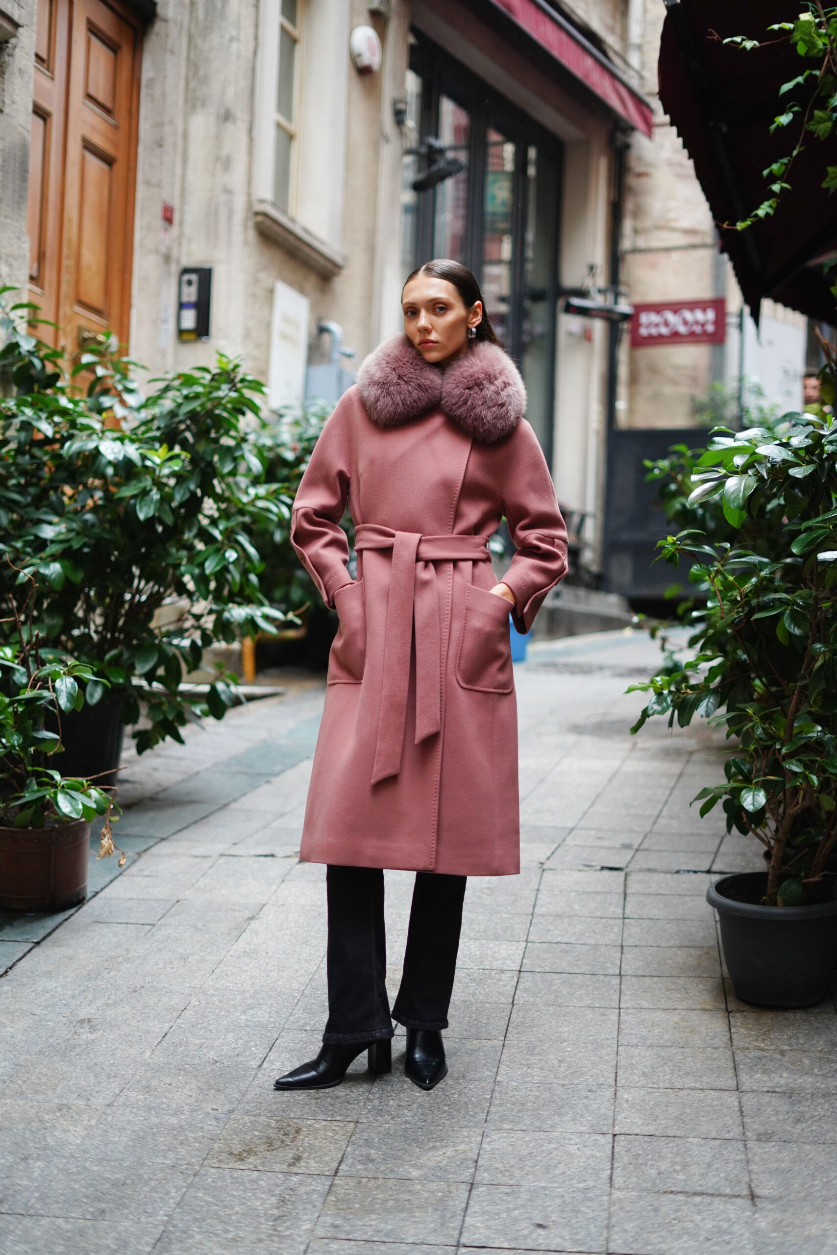 Gül Kurusu Tam Kürk Kaban